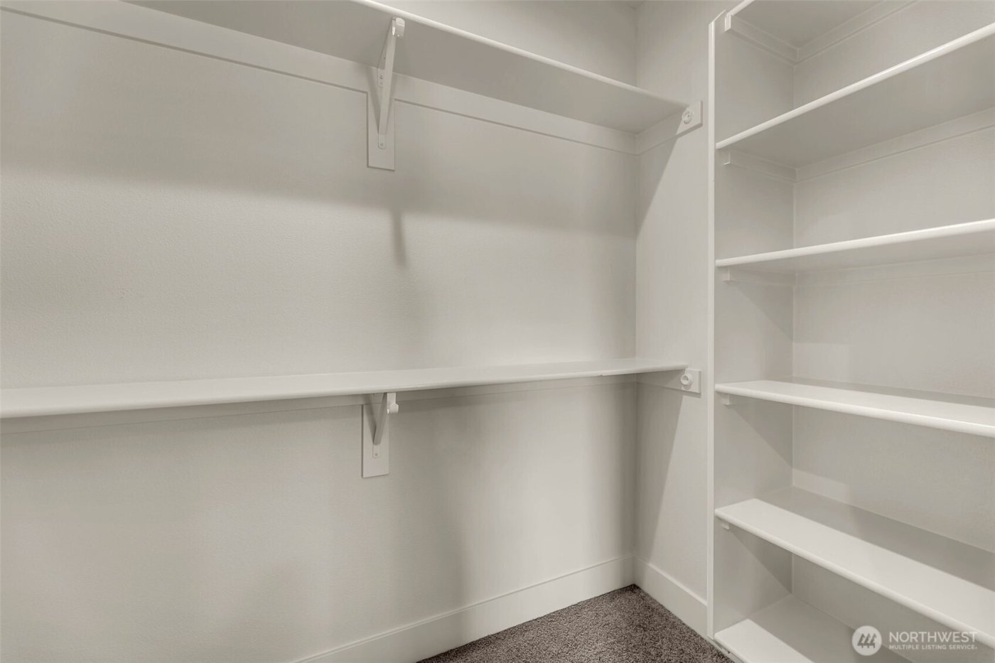 301 Cap Avenue , Winlock, WA 98596