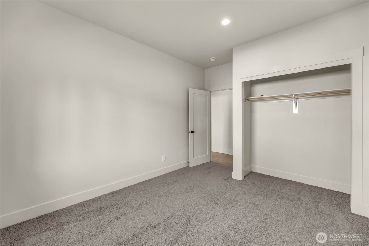 301 Cap Avenue , Winlock, WA 98596