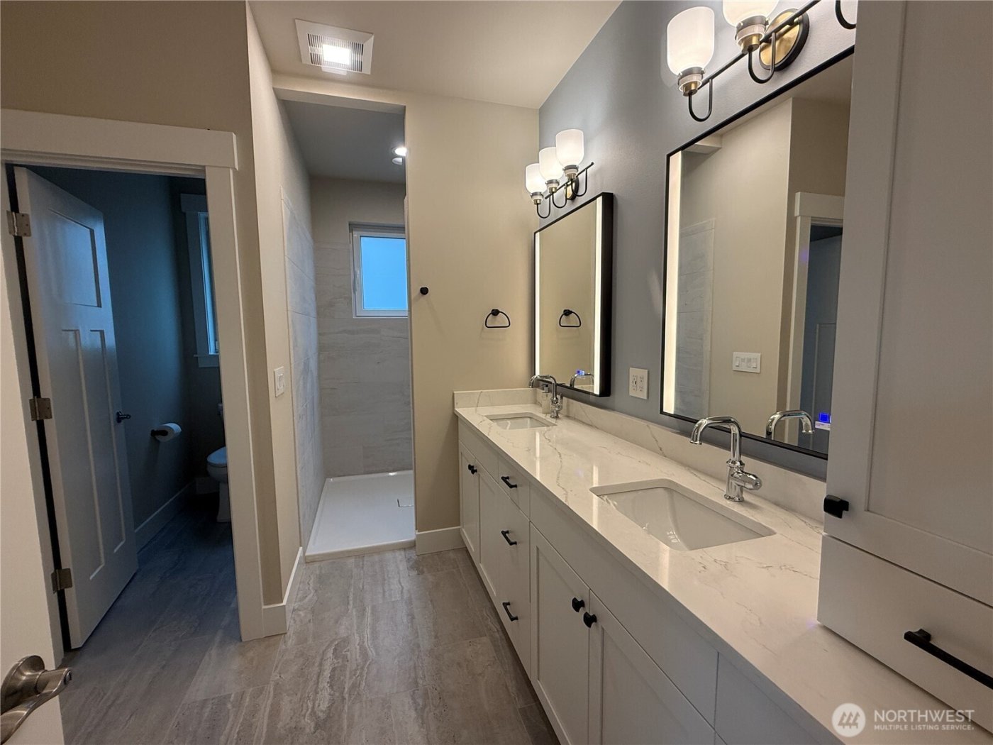 130 E Olympic Court , Allyn, WA 98524