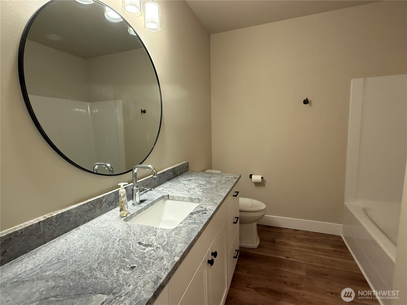 130 E Olympic Court , Allyn, WA 98524