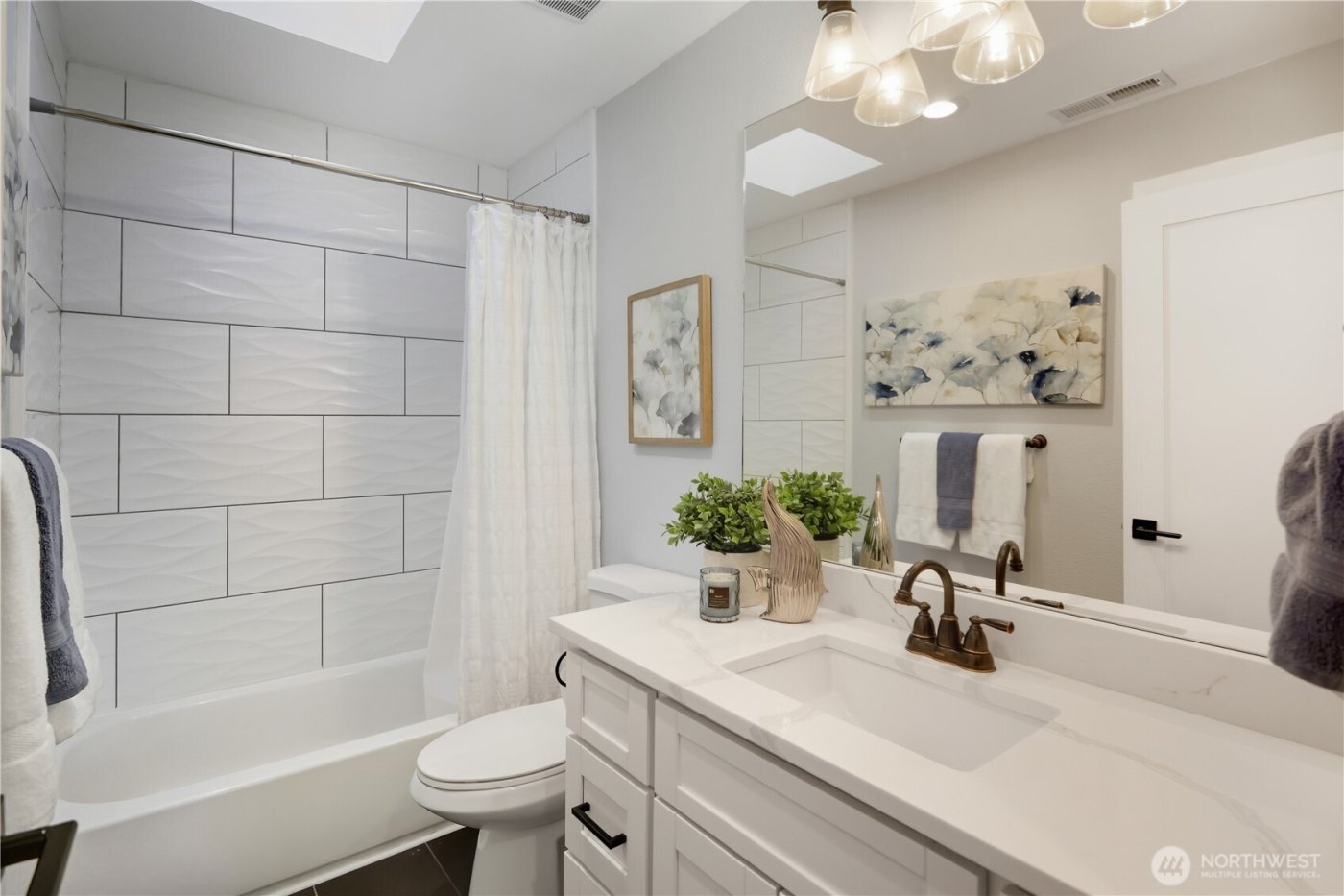 5175 NW El Camino Boulevard , Bremerton, WA 98312