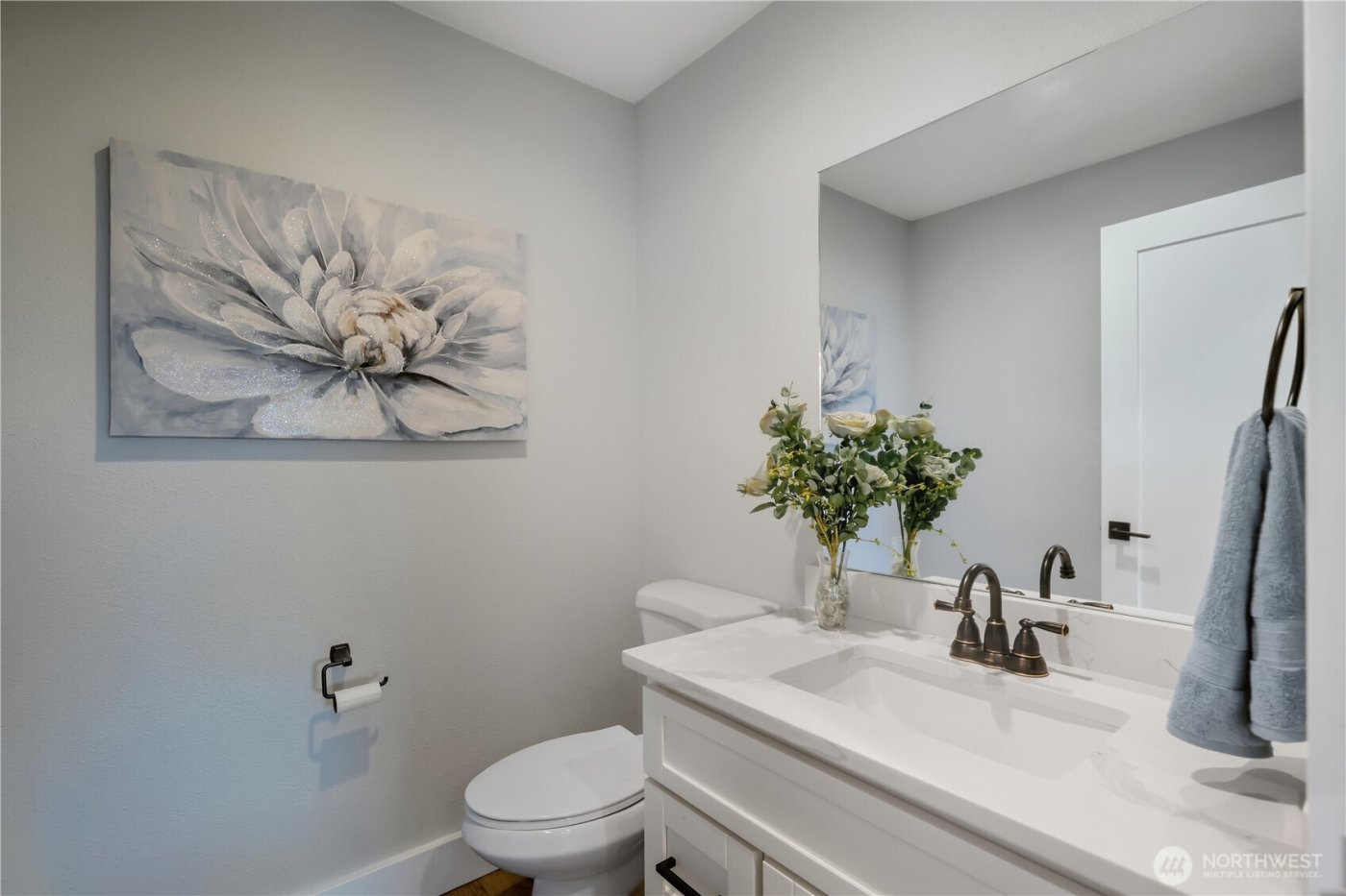 5175 NW El Camino Boulevard , Bremerton, WA 98312