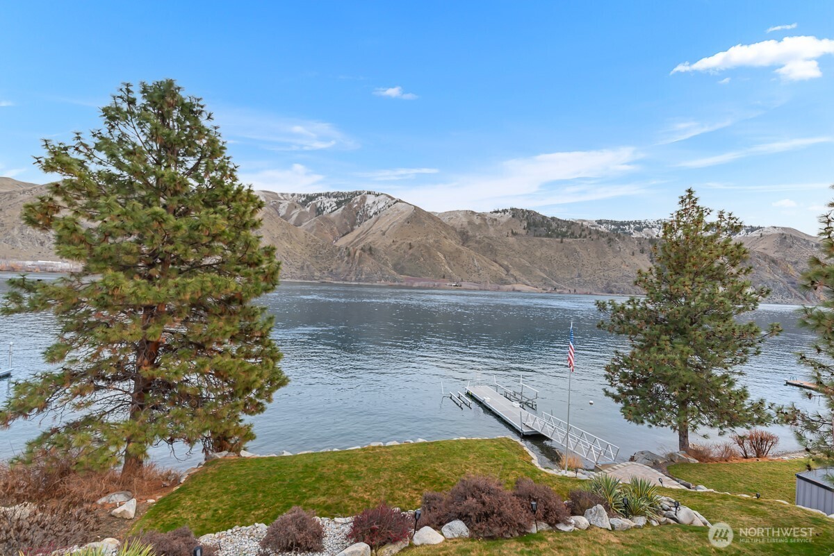15107 N Lakeshore Drive , Entiat, WA 98822