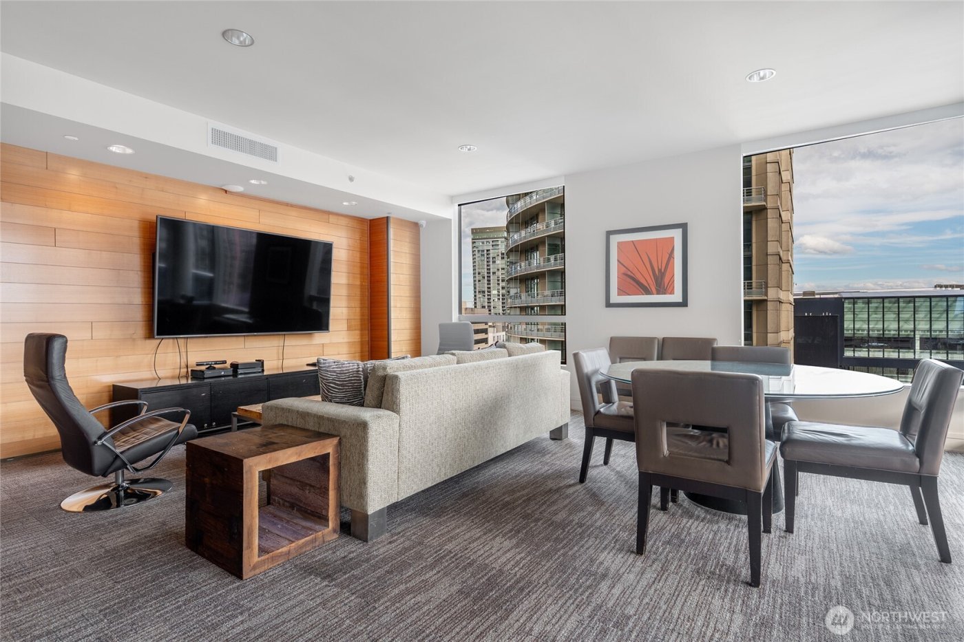 737 Olive Way #2908, Seattle, WA 98101