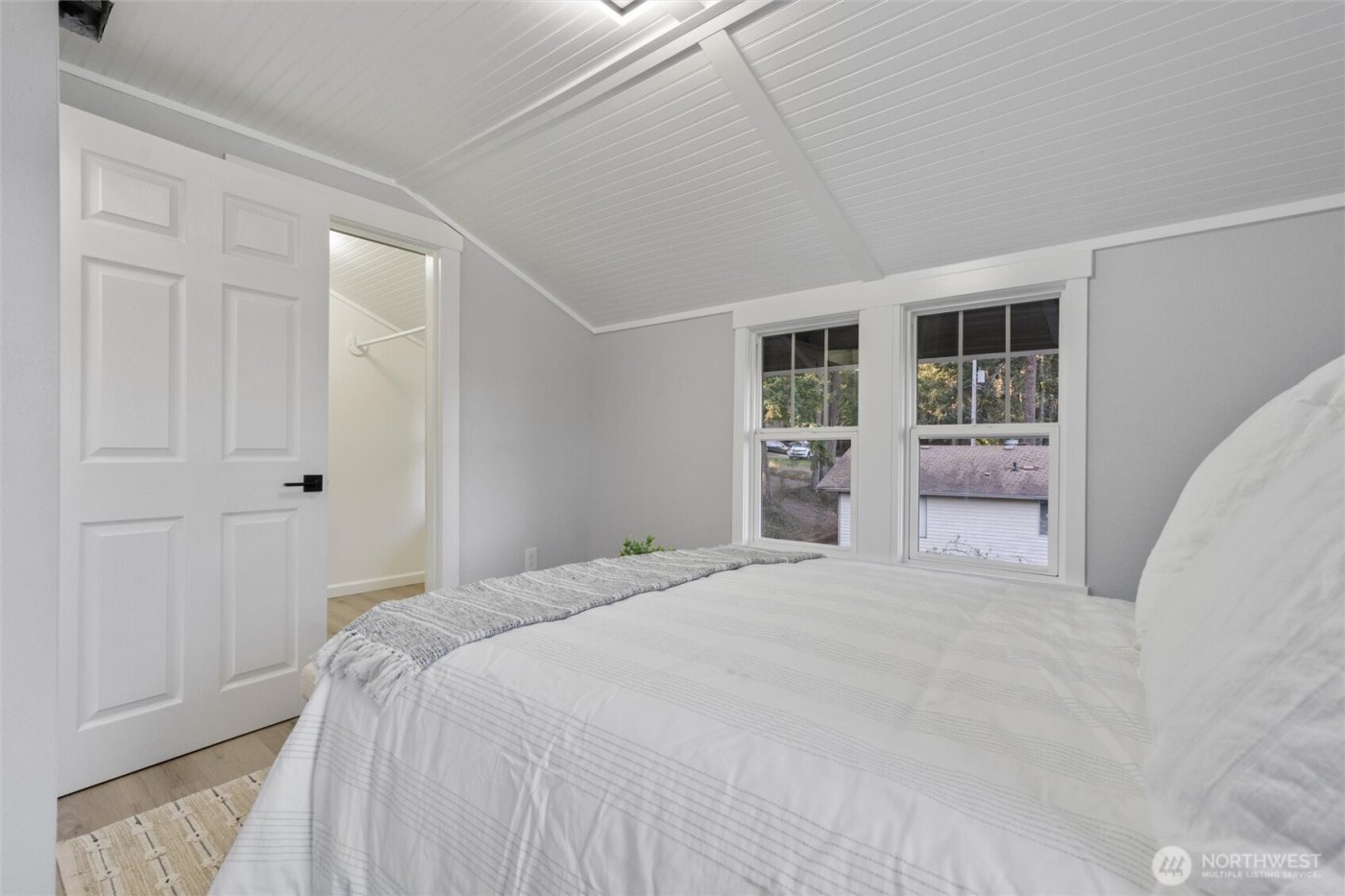 6937 Chico Way NW, Bremerton, WA 98312