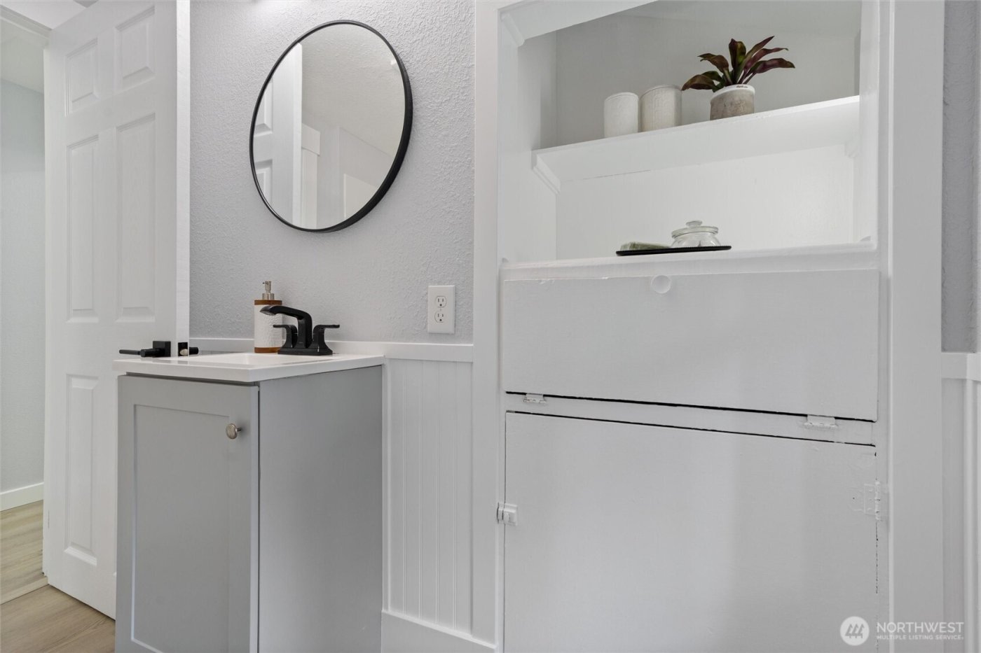 6937 Chico Way NW, Bremerton, WA 98312