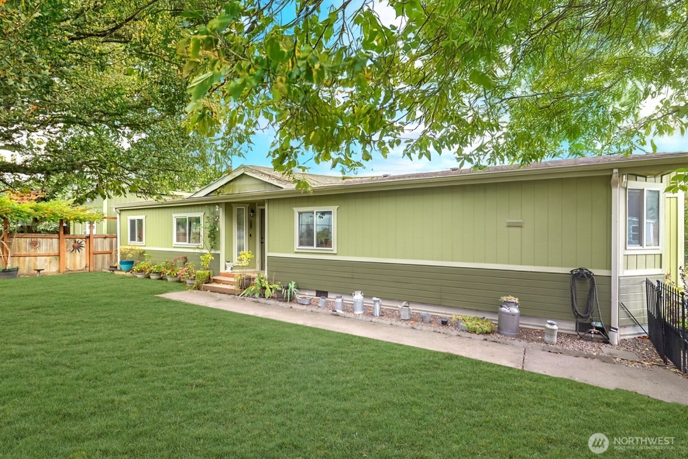 2003 77th Street Ct E, Tacoma, WA 98404