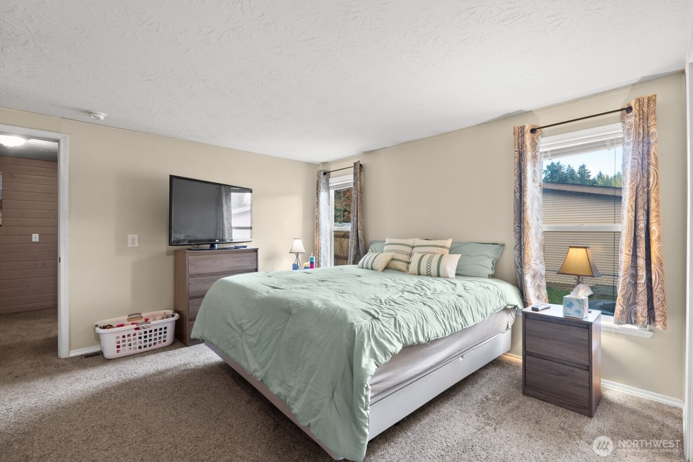 2003 77th Street Ct E, Tacoma, WA 98404