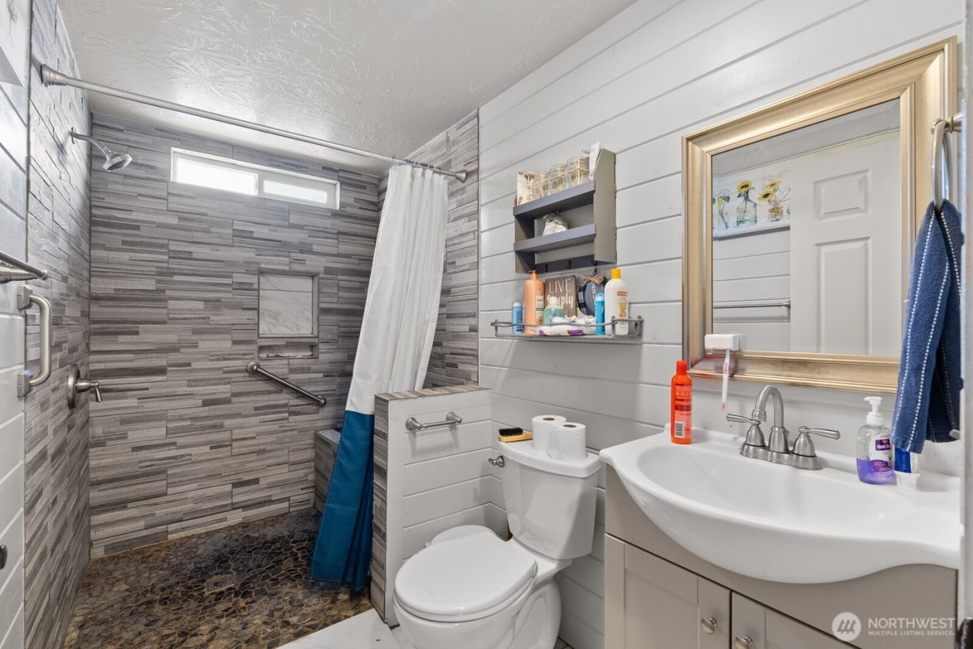 2003 77th Street Ct E, Tacoma, WA 98404