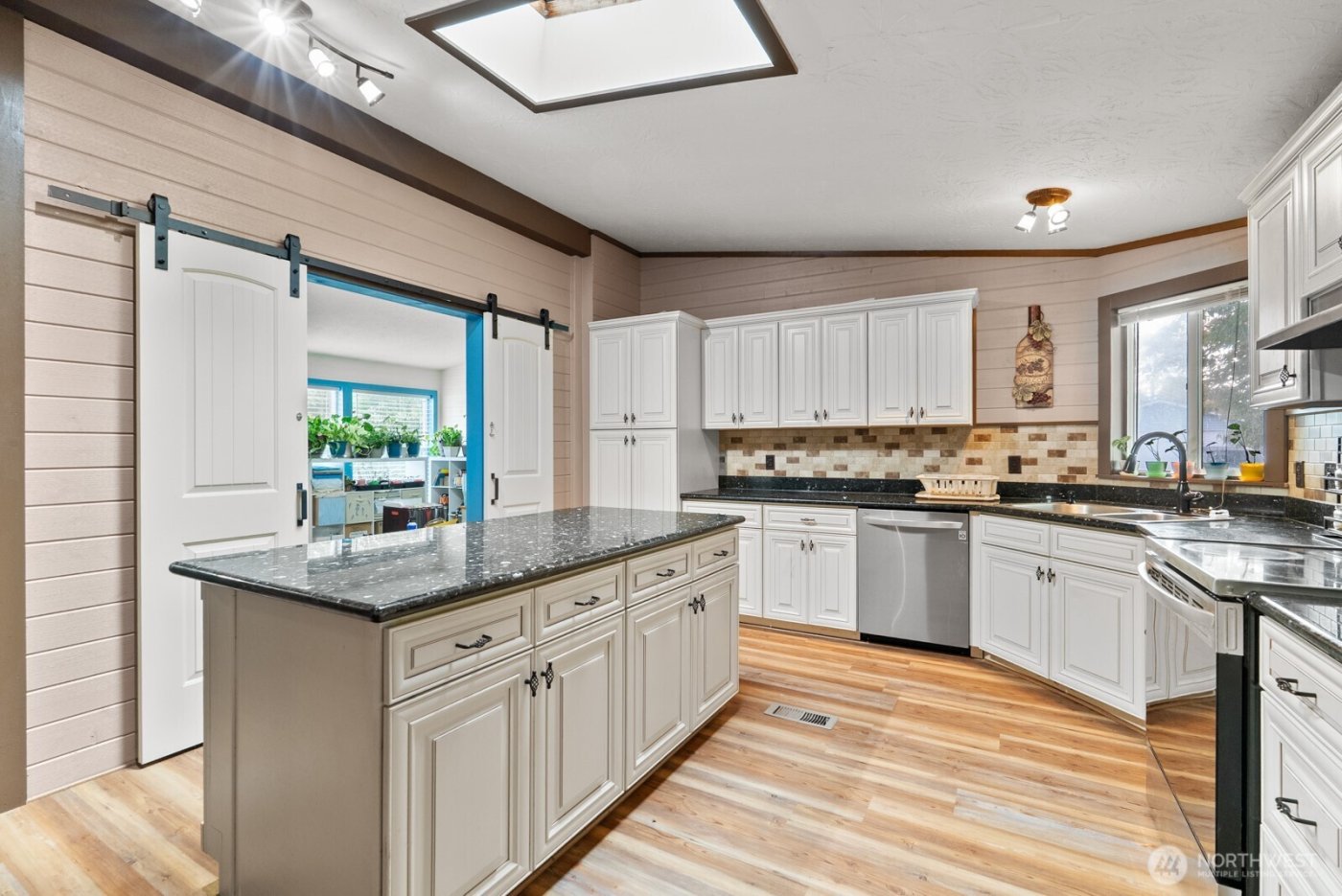 2003 77th Street Ct E, Tacoma, WA 98404