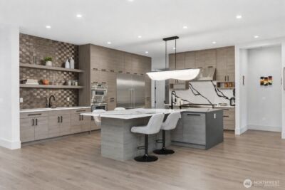 15411 SE 38th Street , Bellevue, WA 98006 - Photo 15