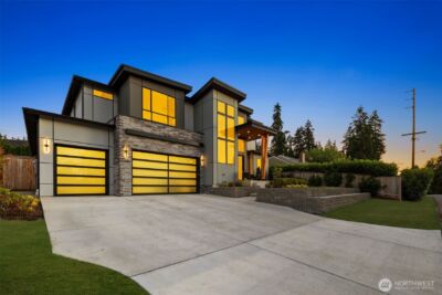 15411 SE 38th Street , Bellevue, WA 98006 - Photo 2