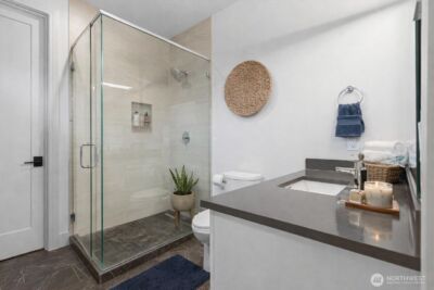 15411 SE 38th Street , Bellevue, WA 98006 - Photo 36