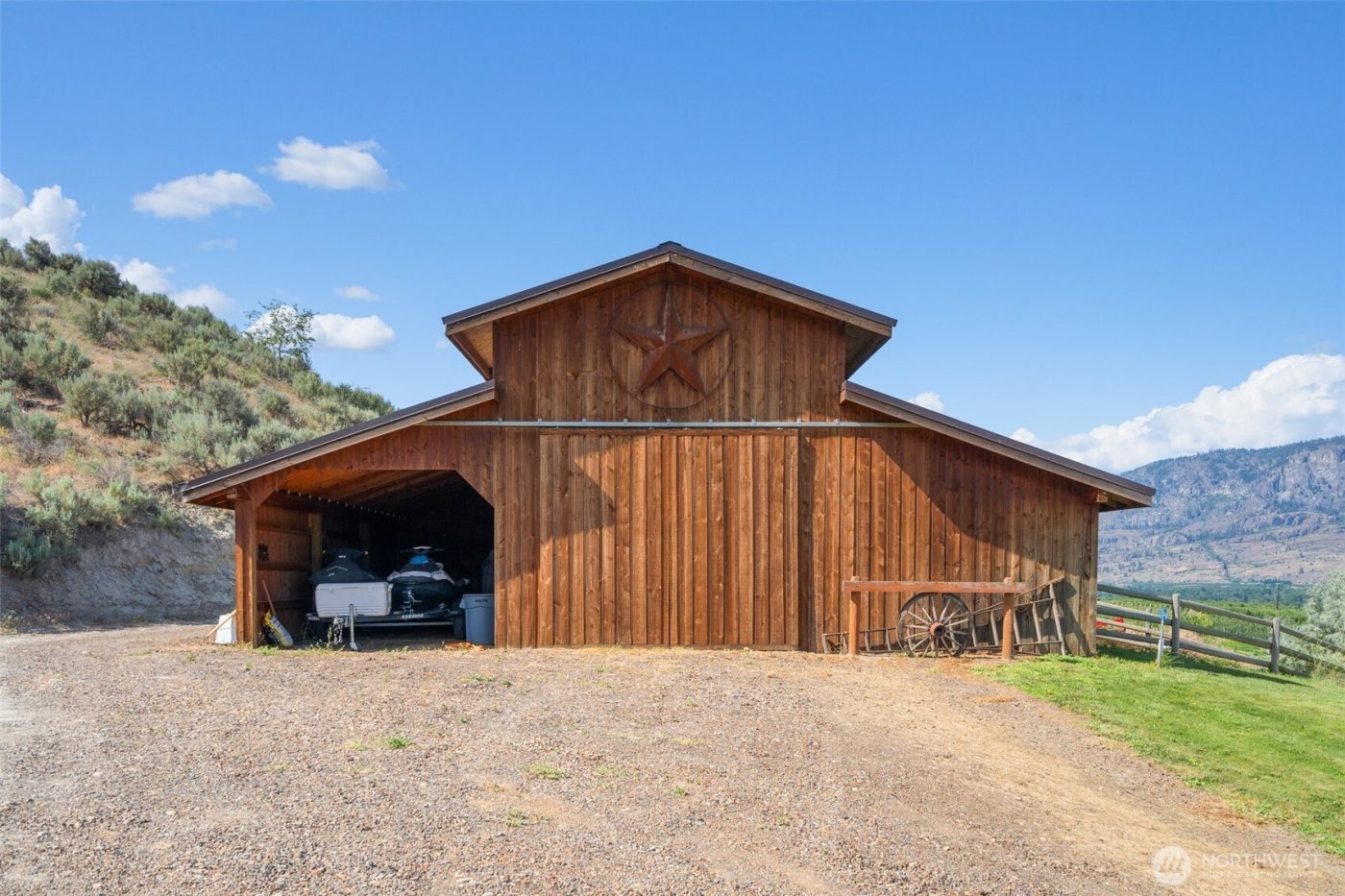 36 Rooster Flats , Oroville, WA 98844