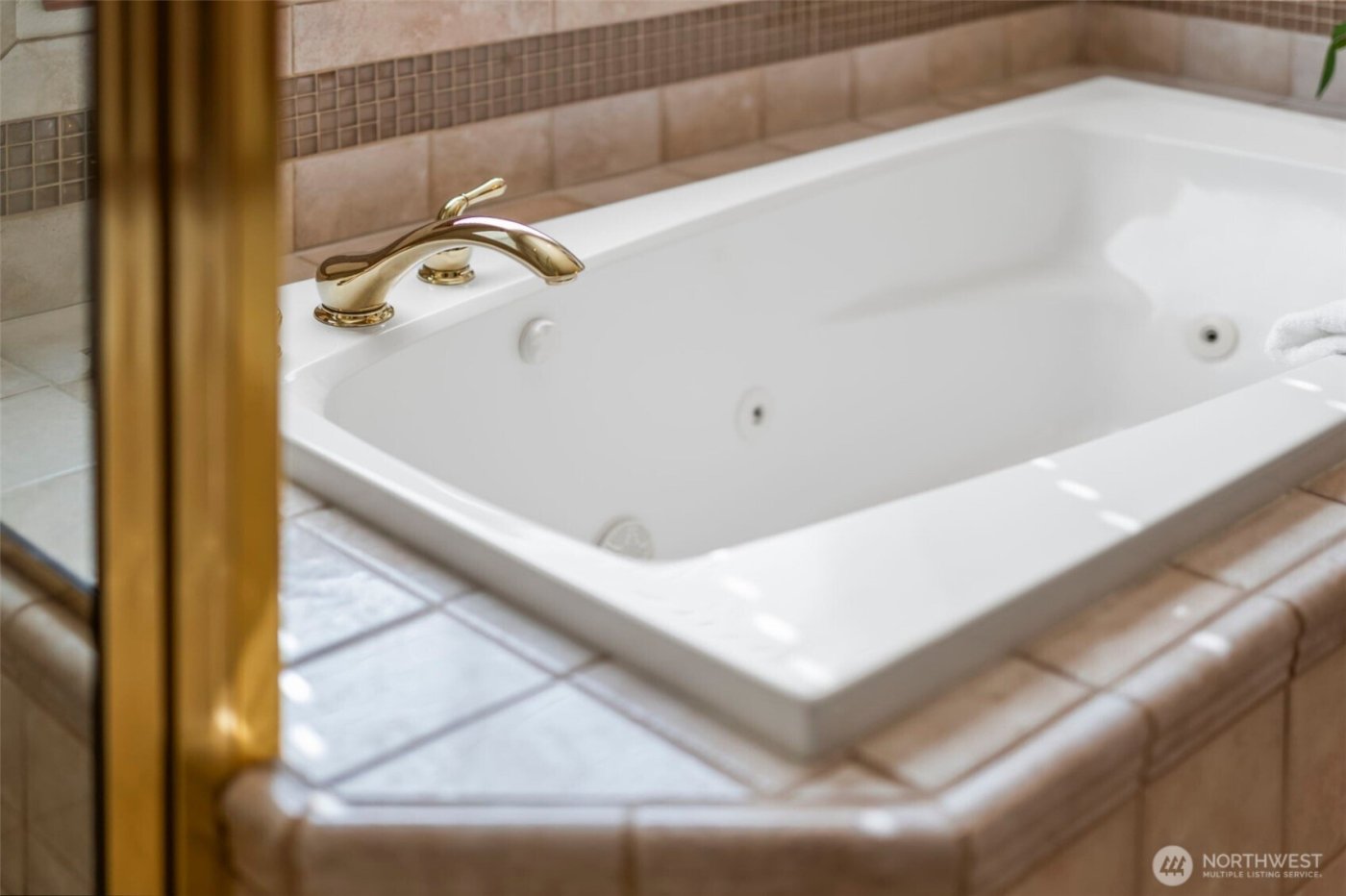 36003 36th Avenue E, Eatonville, WA 98328