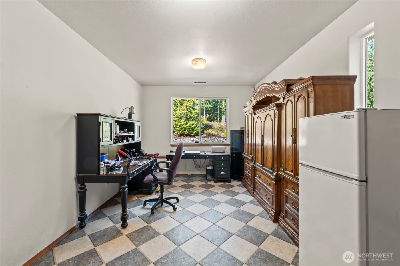 36003 36th Avenue E, Eatonville, WA 98328