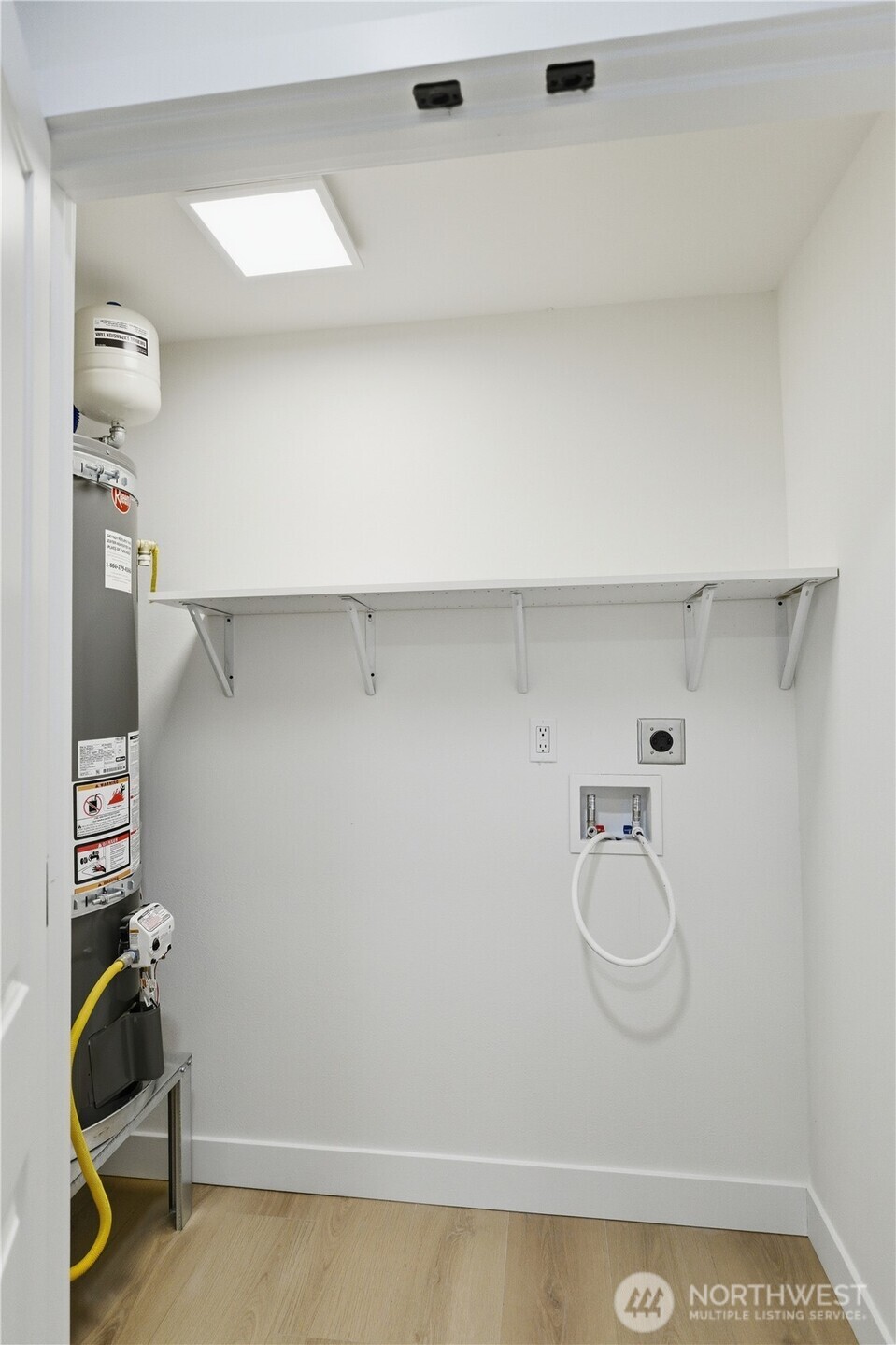 1270 Lansing Avenue , Bremerton, WA 98312