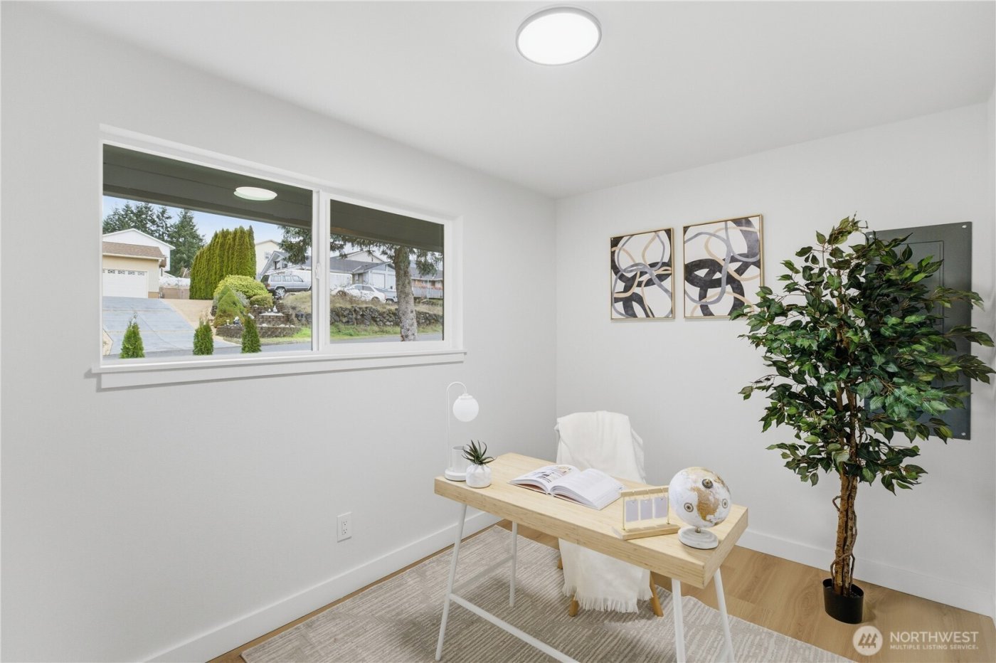 1270 Lansing Avenue , Bremerton, WA 98312