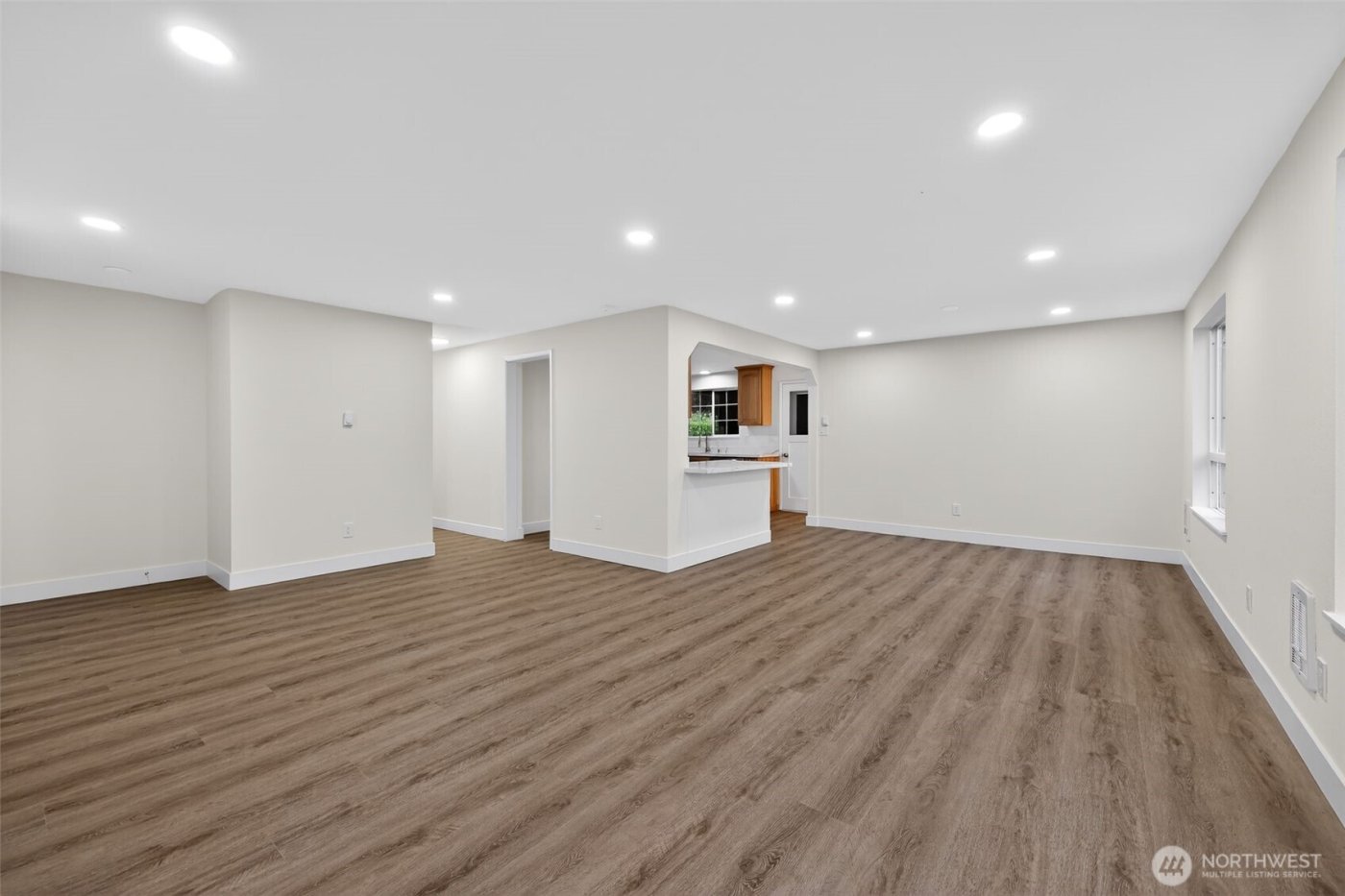 849 S Jackson Avenue , Tacoma, WA 98465