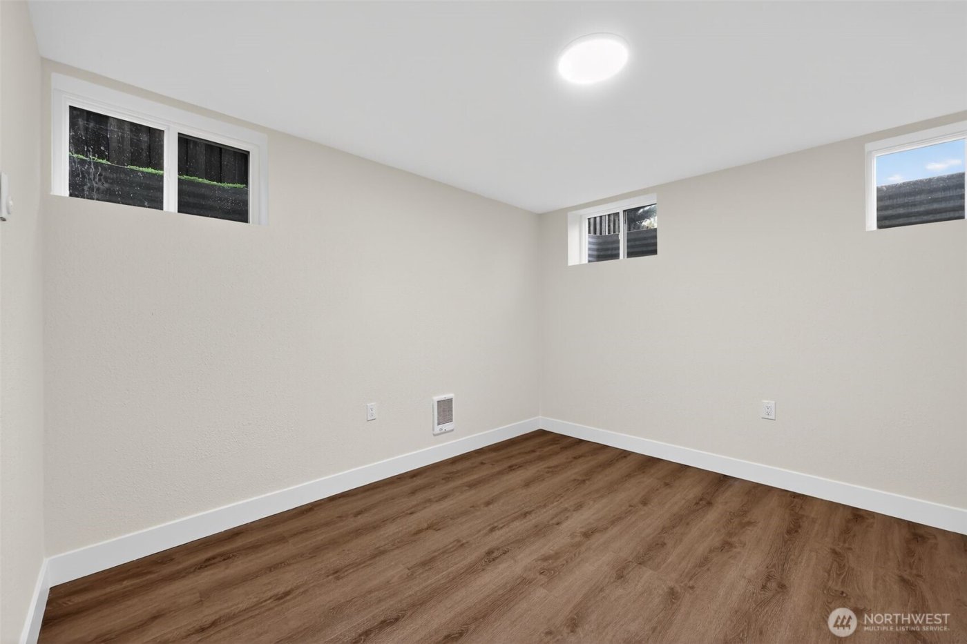 849 S Jackson Avenue , Tacoma, WA 98465