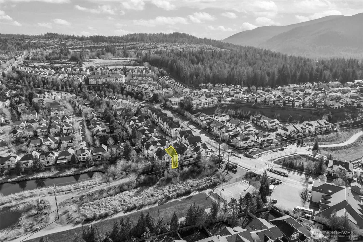 1621 Huckleberry Circle #1621, Issaquah, WA 98029