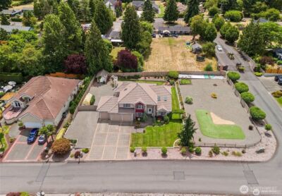 4618 51st Street Ct E, Tacoma, WA 98443 - Photo 2