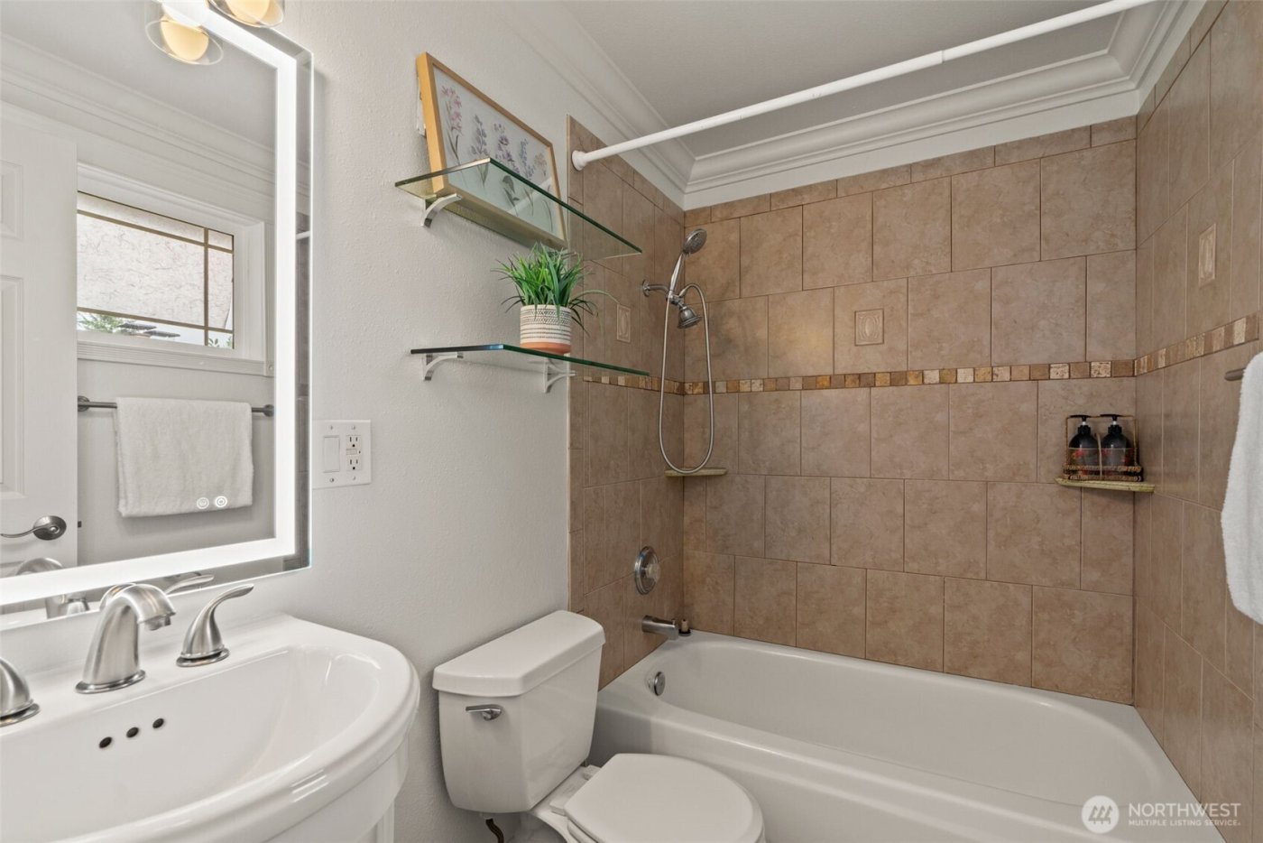 12623 NE 28th Street , Bellevue, WA 98005