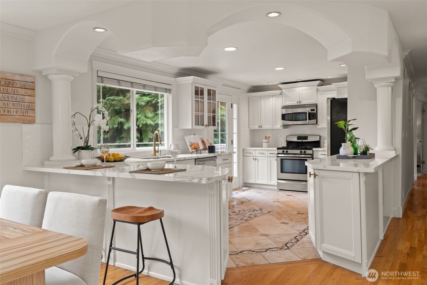 12623 NE 28th Street , Bellevue, WA 98005