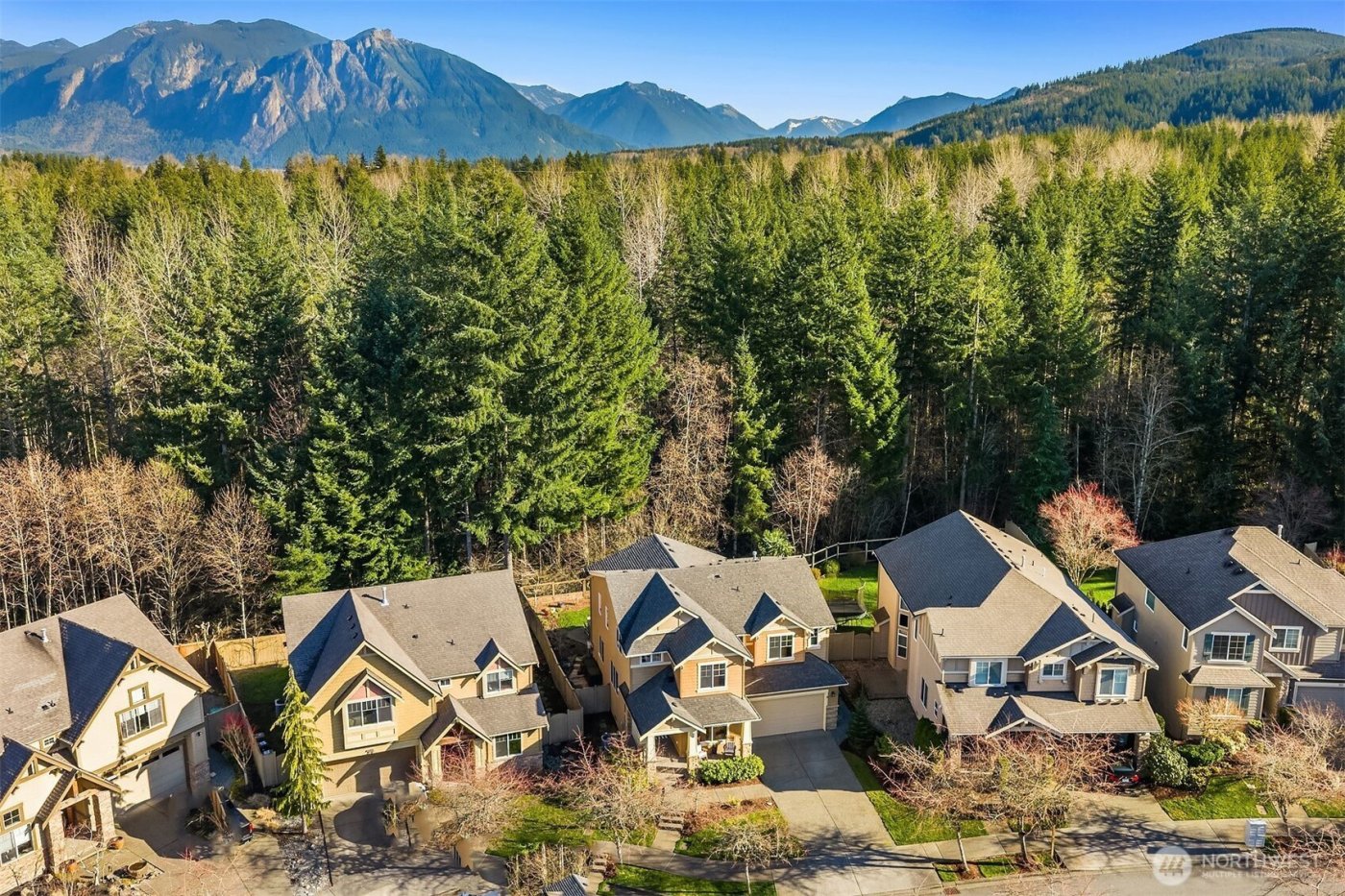 8812 Norman Avenue SE, Snoqualmie, WA 98065