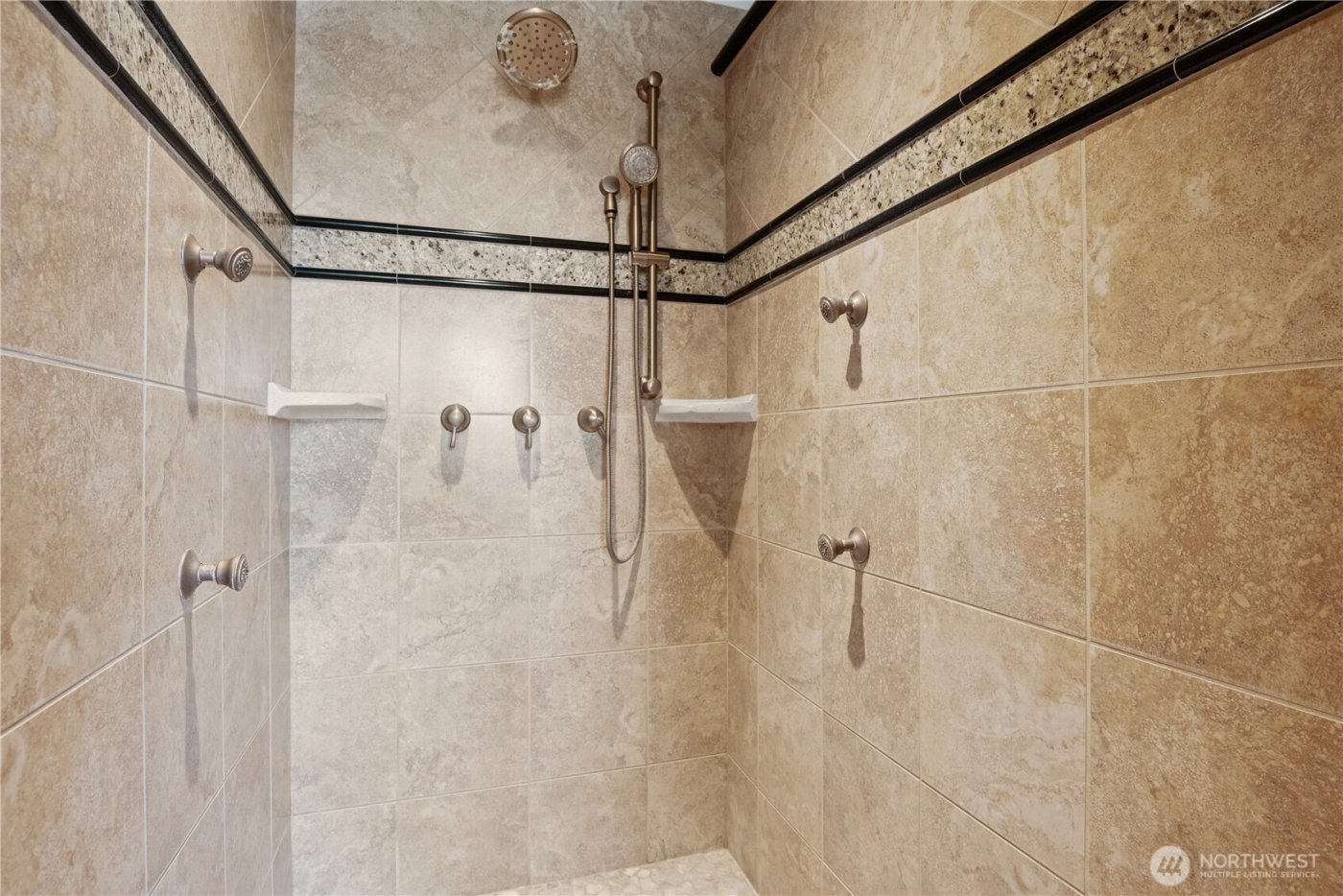 2512 Peters Drive , Longview, WA 98632