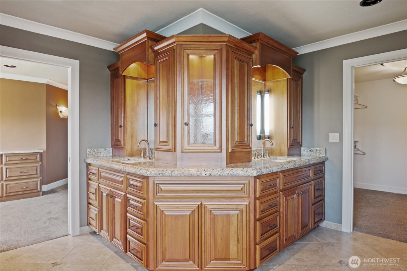 2512 Peters Drive , Longview, WA 98632