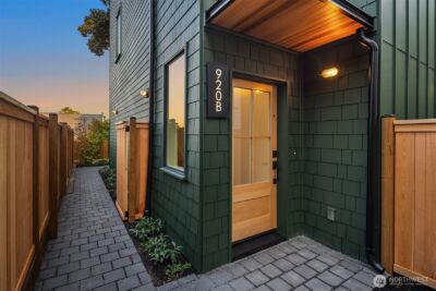 920 34th Avenue #B, Seattle, WA 98122