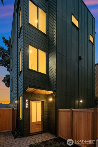 920 34th Avenue #B, Seattle, WA 98122 - Photo 1