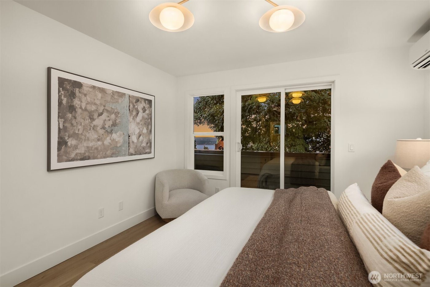 920 34th Avenue #B, Seattle, WA 98122