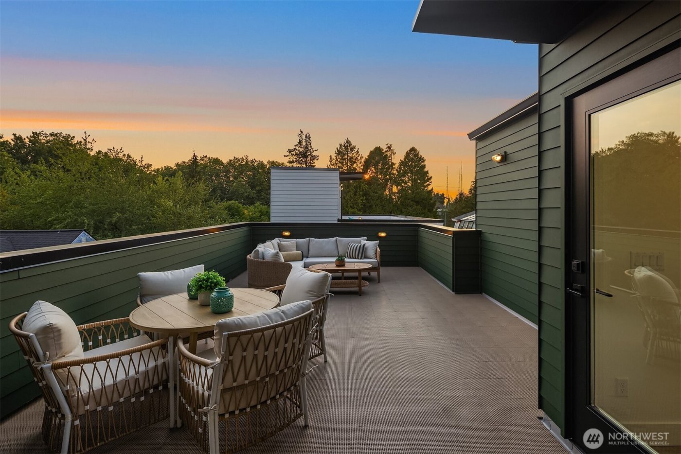 920 34th Avenue #B, Seattle, WA 98122