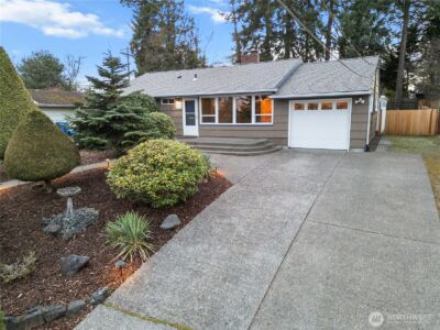 2606 N Baltimore Street , Tacoma, WA 98407 - Photo 2