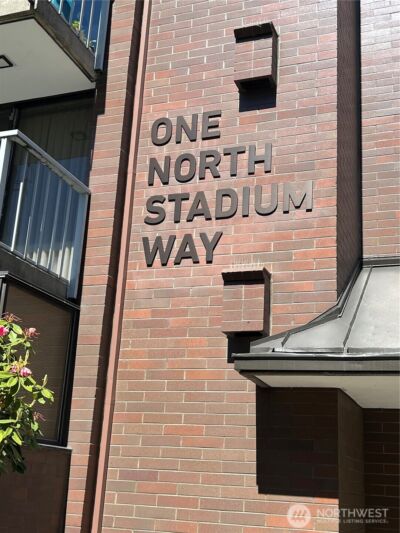 1 N Stadium Way #16, Tacoma, WA 98403 - Photo 2