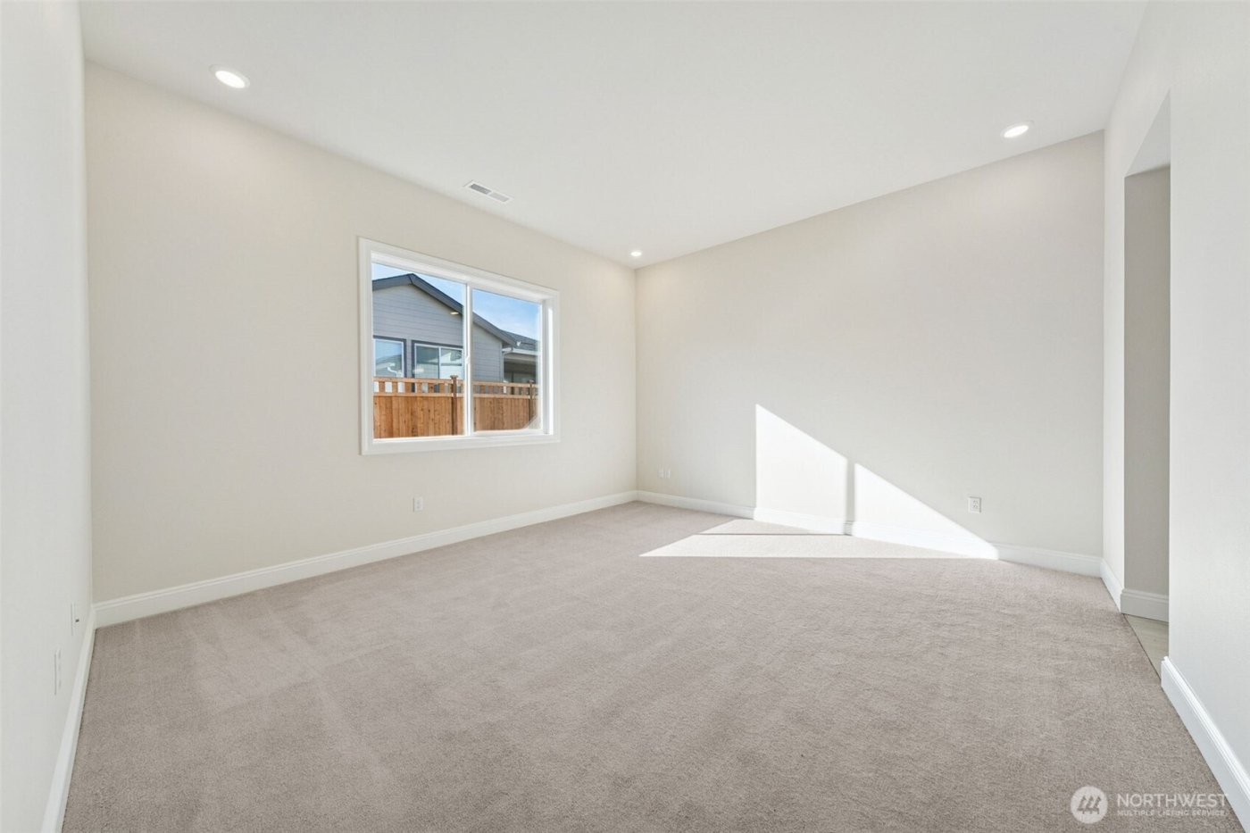 20814 149th Street E #1429, Bonney Lake, WA 98391