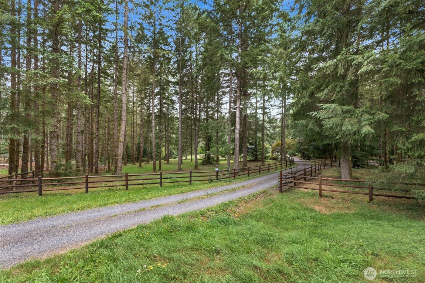 6410 221st Avenue NE, Granite Falls, WA 98252