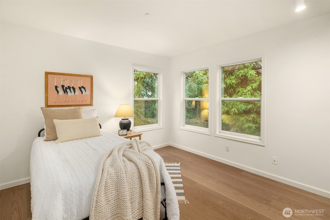 836 2nd Avenue #303, Kirkland, WA 98033