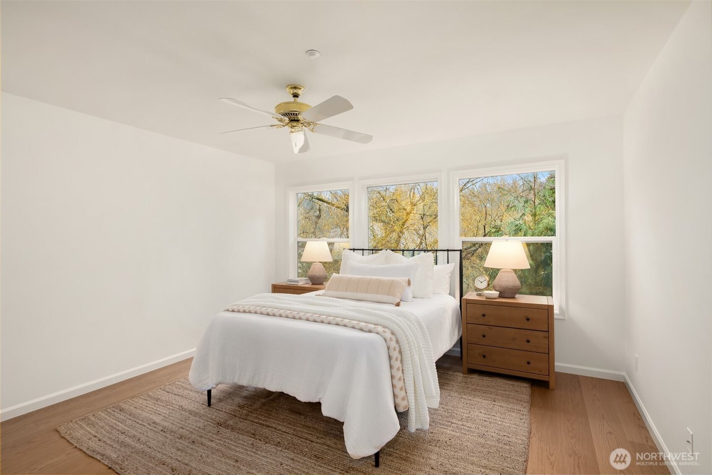 836 2nd Avenue #303, Kirkland, WA 98033