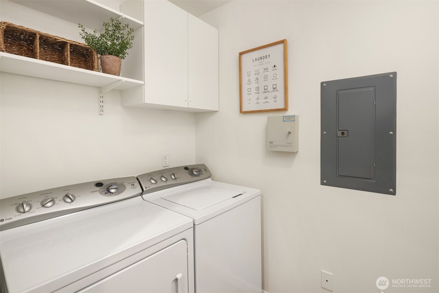 836 2nd Avenue #303, Kirkland, WA 98033