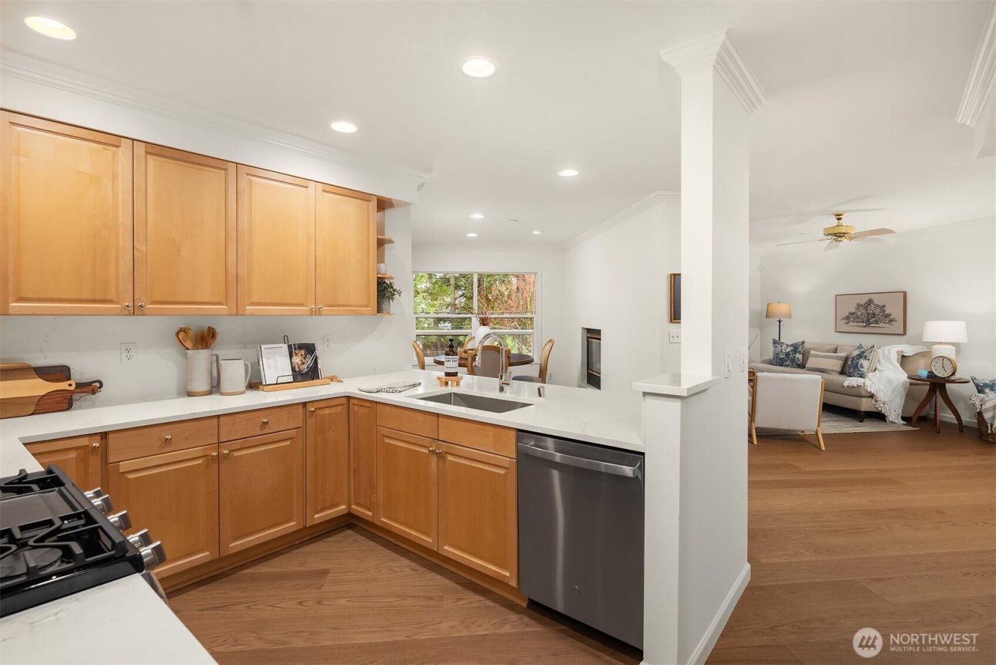 836 2nd Avenue #303, Kirkland, WA 98033