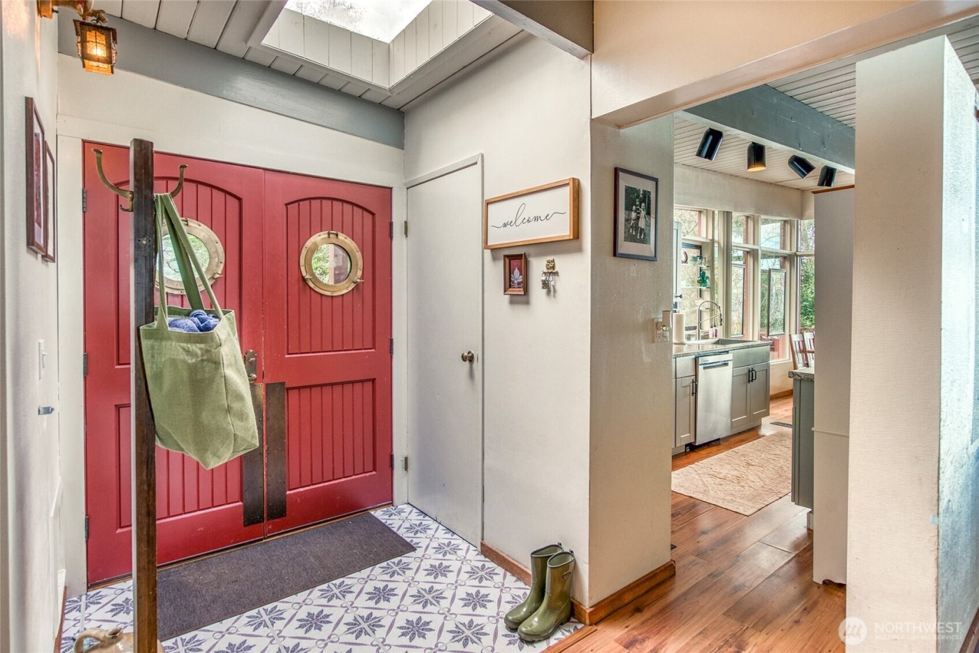 309 Sunset Avenue , Orcas Island, WA 98245-9657