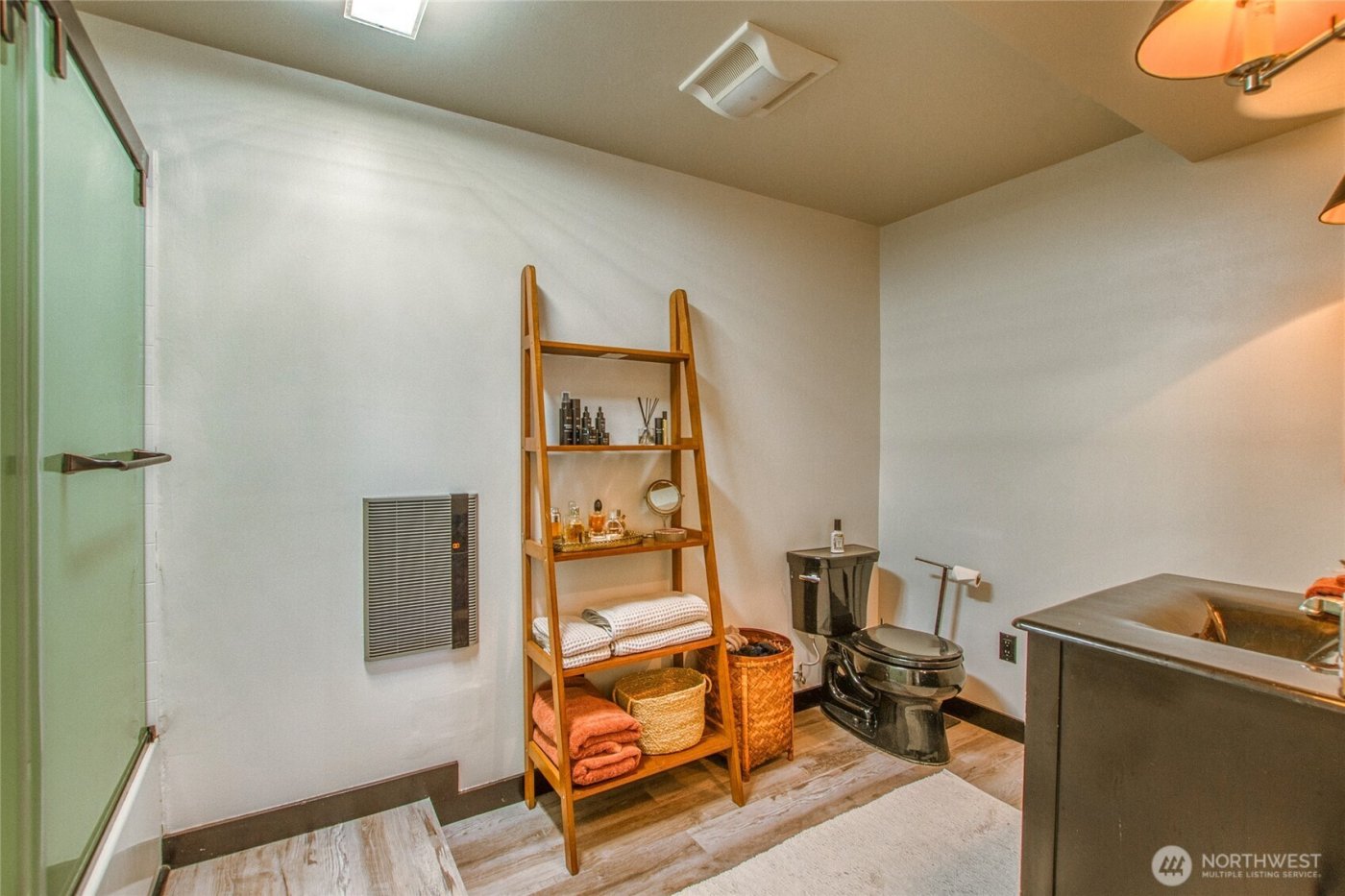 309 Sunset Avenue , Orcas Island, WA 98245-9657