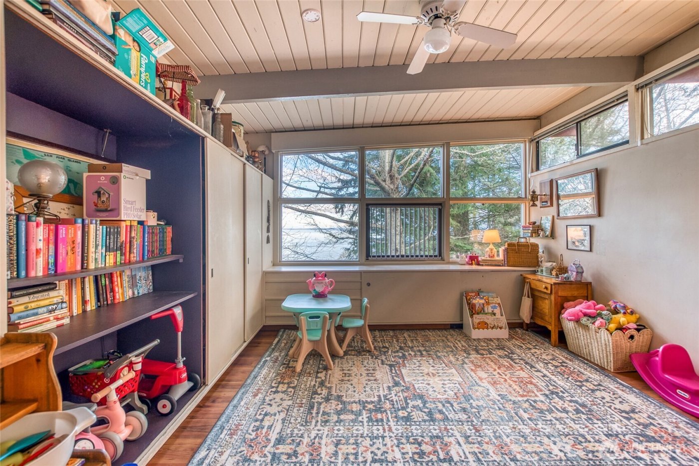 309 Sunset Avenue , Orcas Island, WA 98245-9657