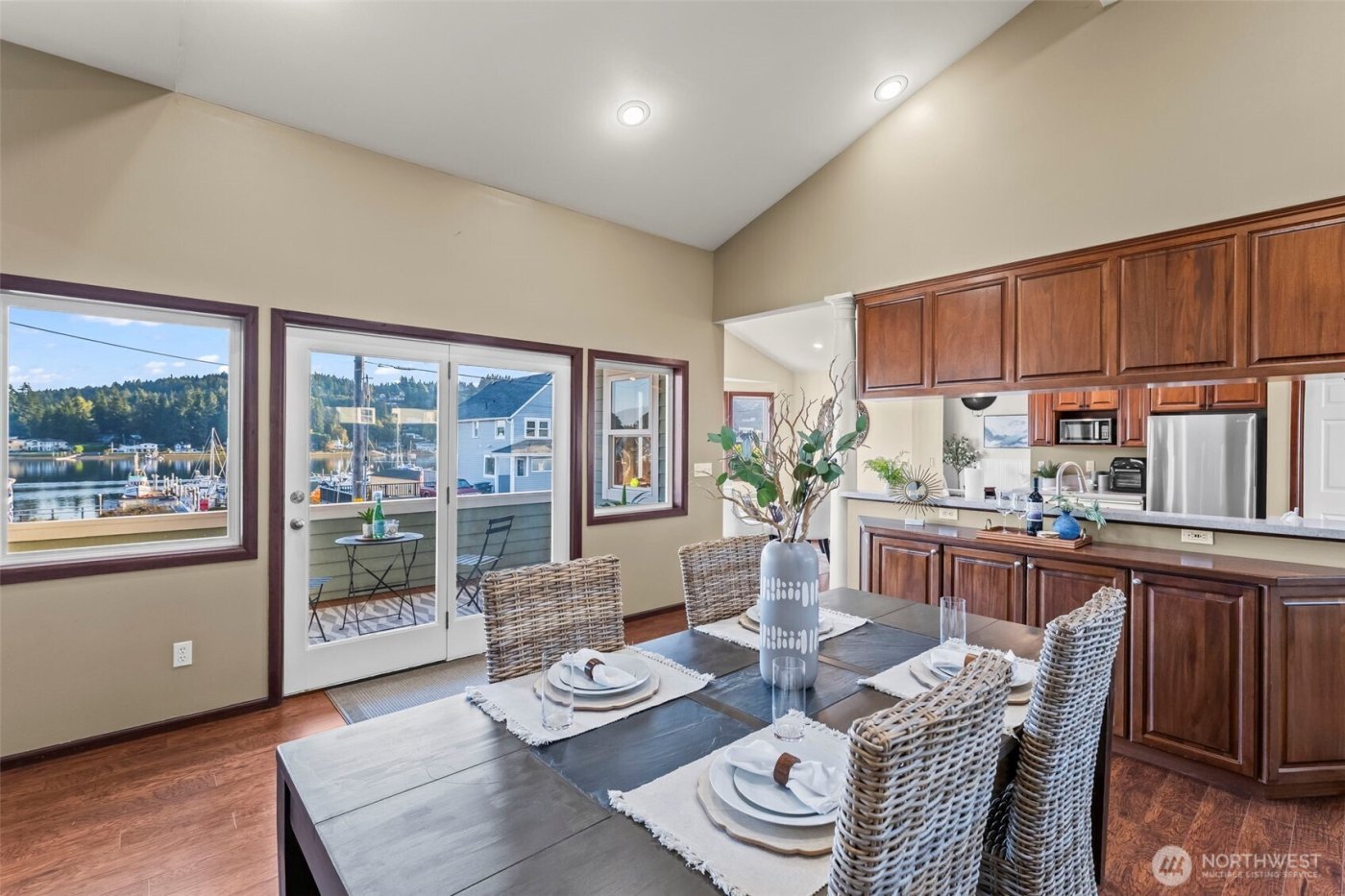 3526 Harborview Drive , Gig Harbor, WA 98332-2128