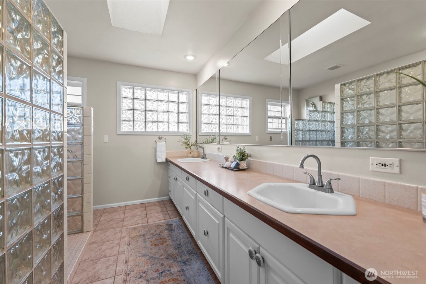 3526 Harborview Drive , Gig Harbor, WA 98332-2128