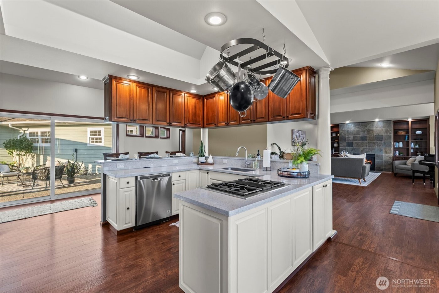 3526 Harborview Drive , Gig Harbor, WA 98332-2128