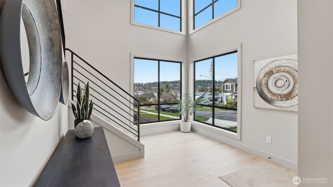 1015 N 35th Street , Renton, WA 98056